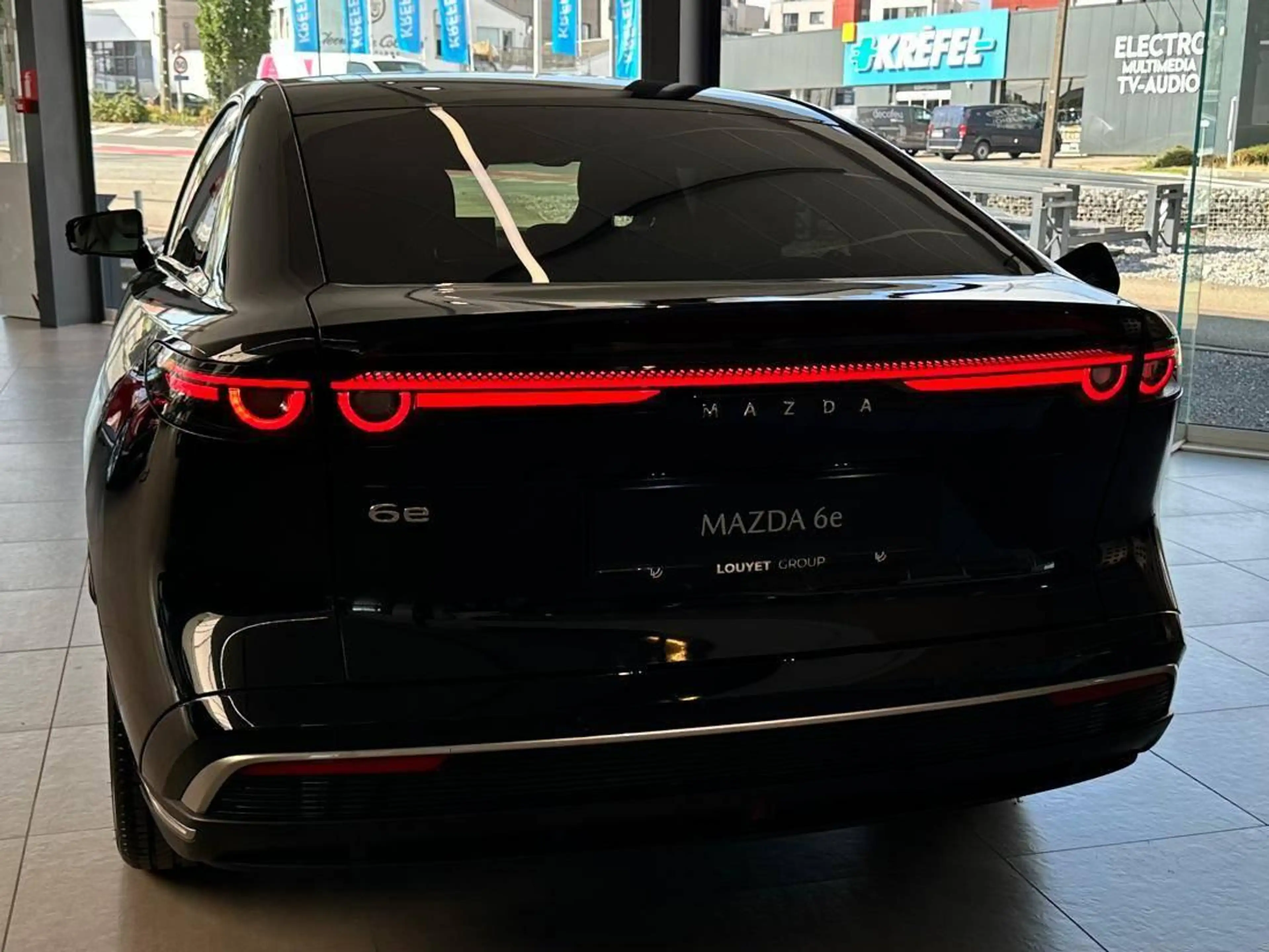 Mazda 6e 6e 68.8 kWh Takumi Takumi — photo 4
