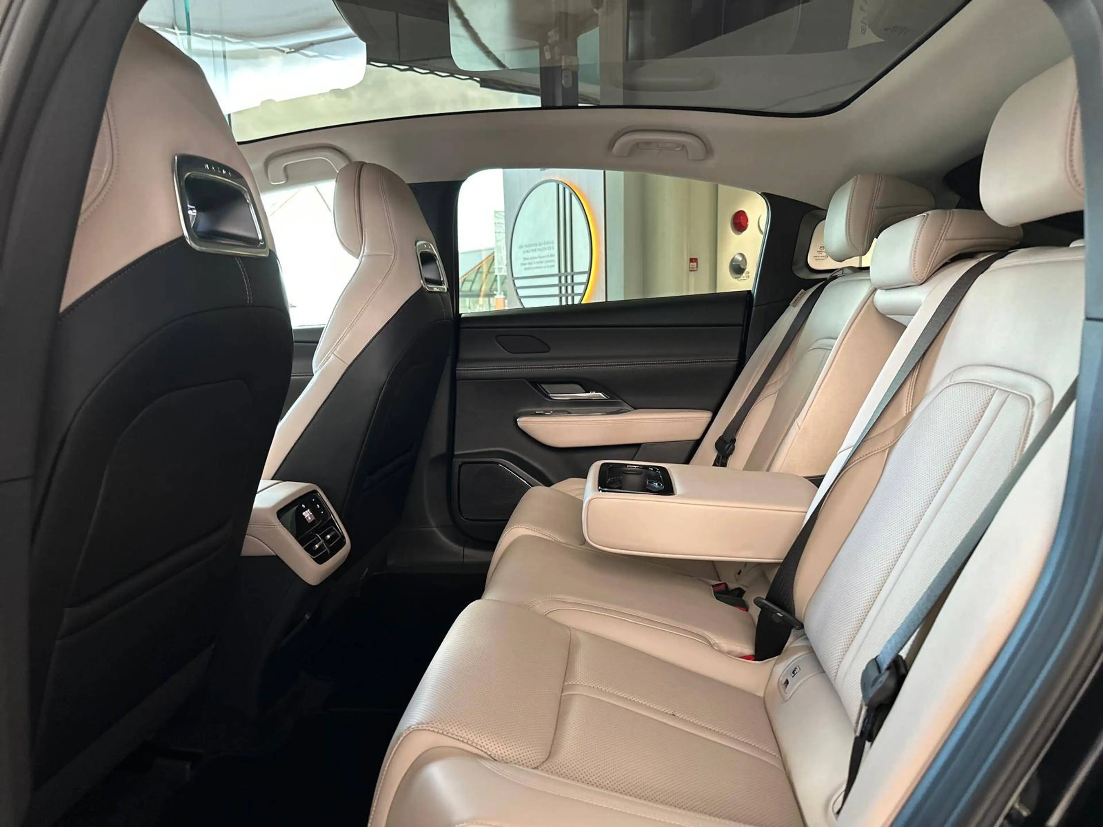 Mazda 6e 6e 68.8 kWh Takumi Takumi — photo 7