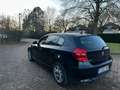 BMW 118 dA Zwart - thumbnail 2