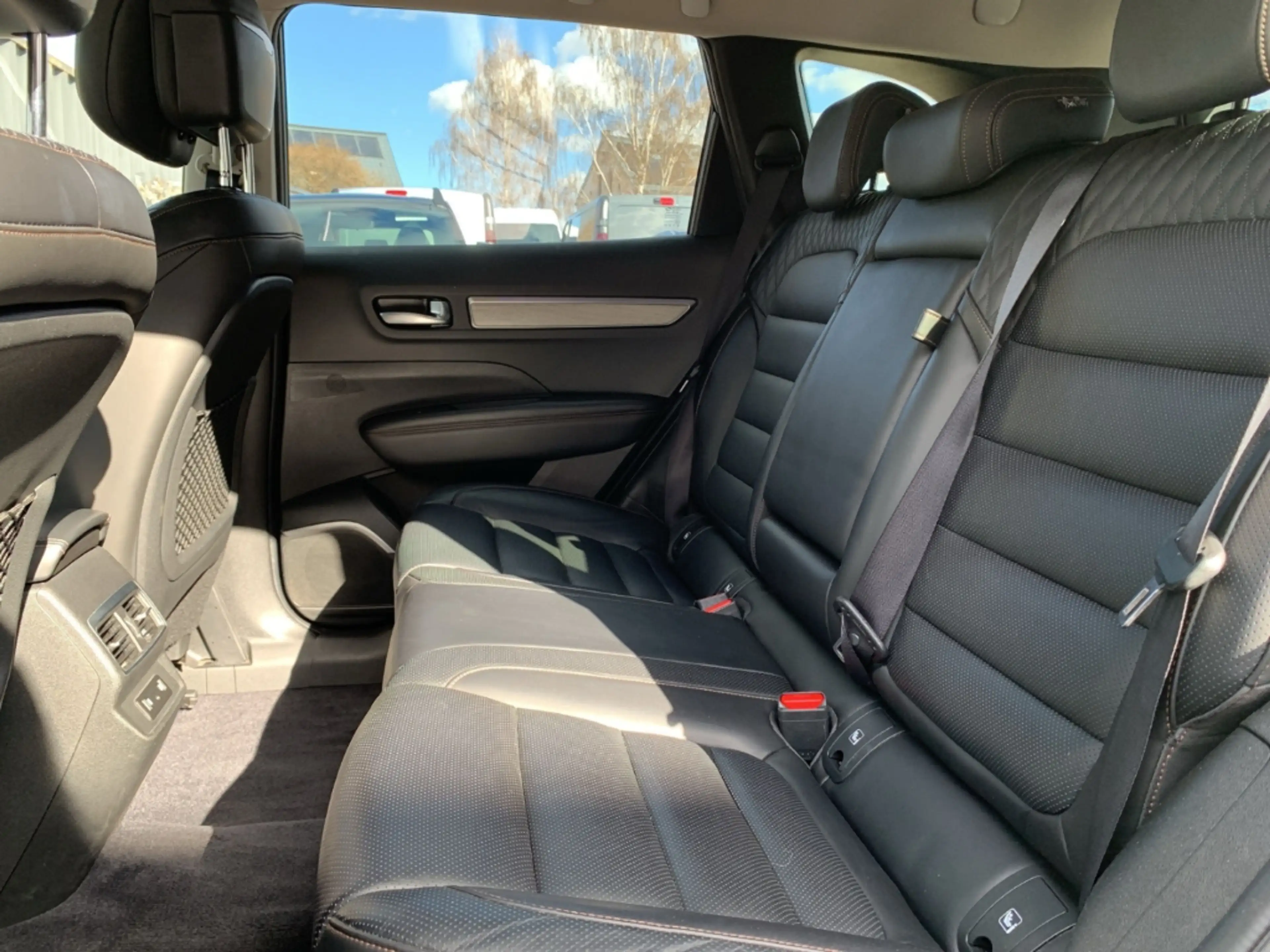 Renault Koleos INITIALE PARIS 4x4 2.0 BLUE dCi 185 Initiale Paris — photo 11