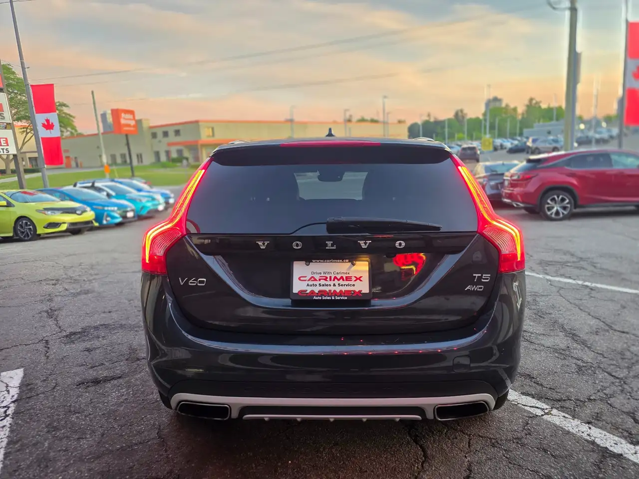Volvo V60 Cross Country снимка Volvo V60 Cross Country