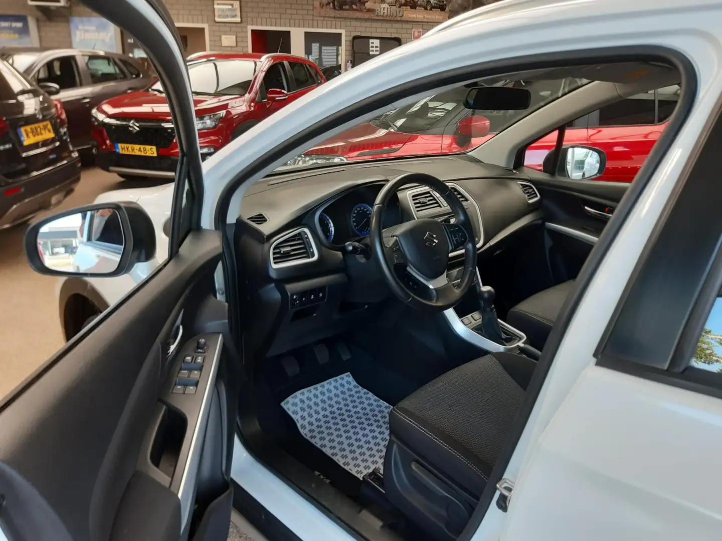 Suzuki S-Cross 1.6 Exclusive LMV CRUISE TREKHAAK CLIMA 1E EIGENAA Blanco - 2