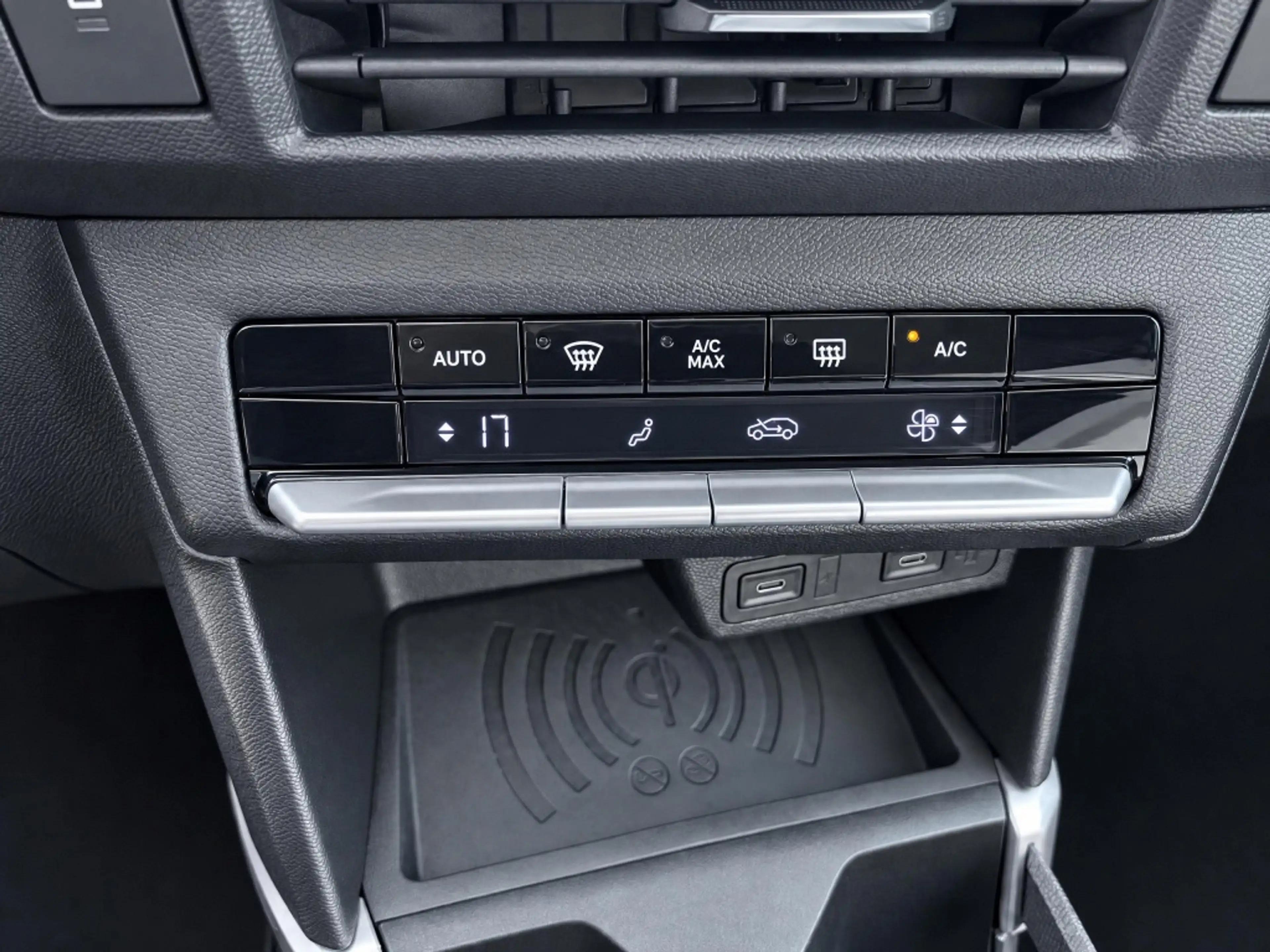 Opel Frontera 1.2 T. Hybrid GS — photo 15