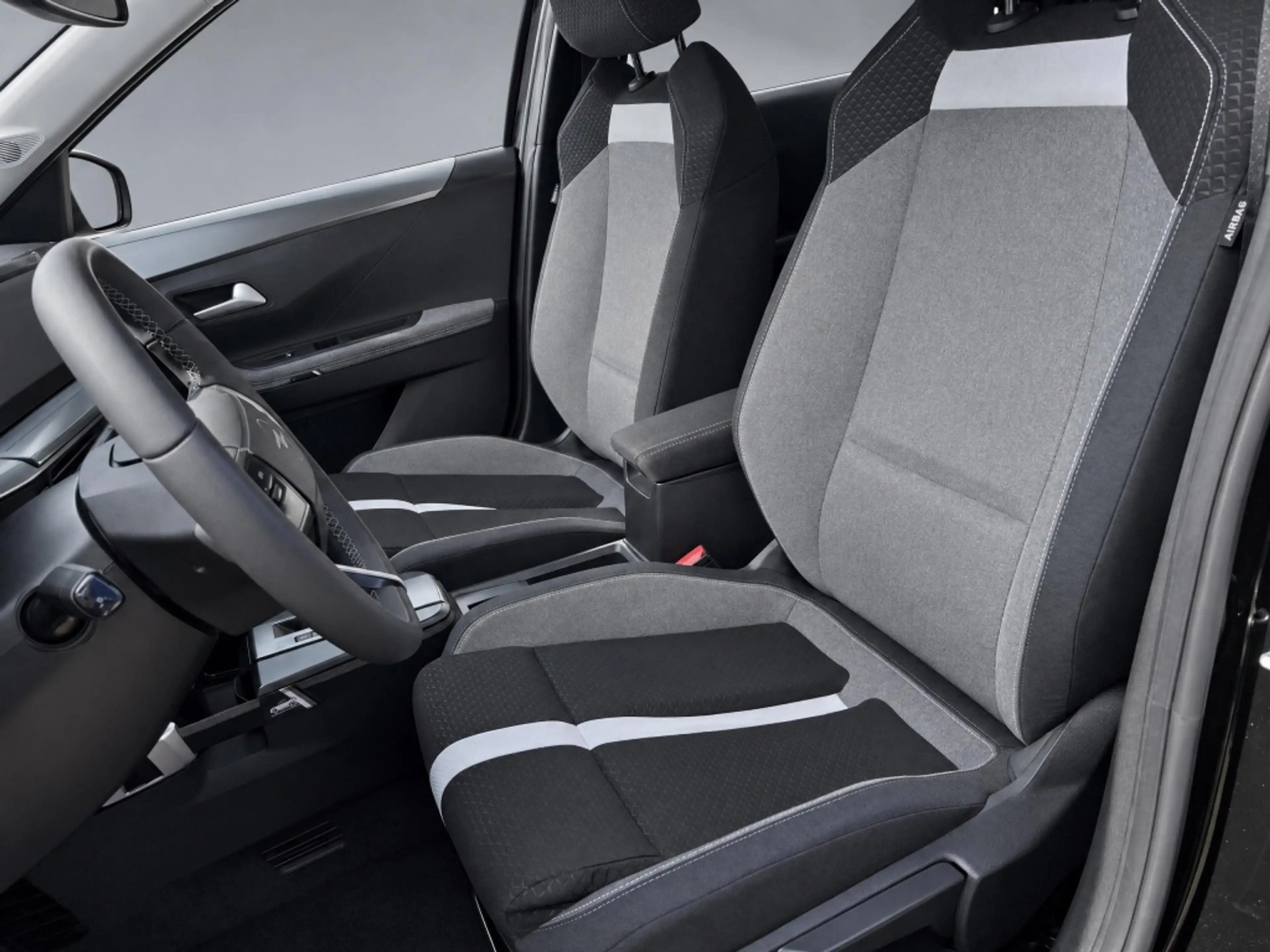Opel Frontera 1.2 T. Hybrid GS — photo 11