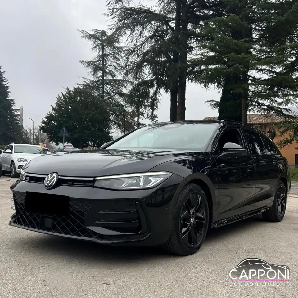 Volkswagen Passat 2.0 TDI 150 CV R-Line PROMO — photo 1 of 15