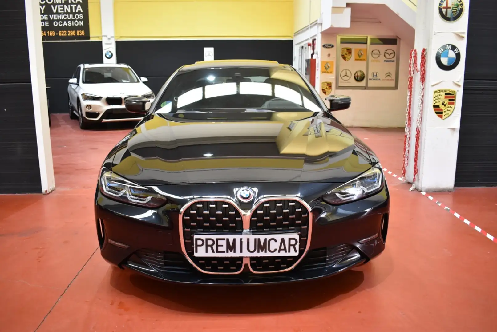 BMW 420 420dA Coupé Zwart - 2