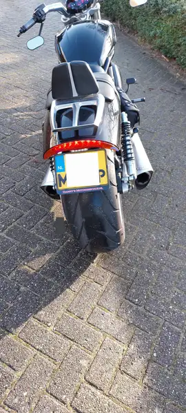 Harley-Davidson V-Rod - foto 7