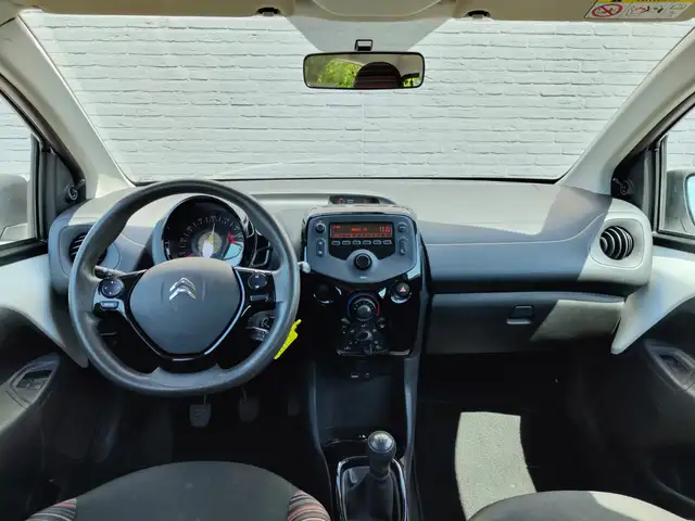 Citroen C1 view 3