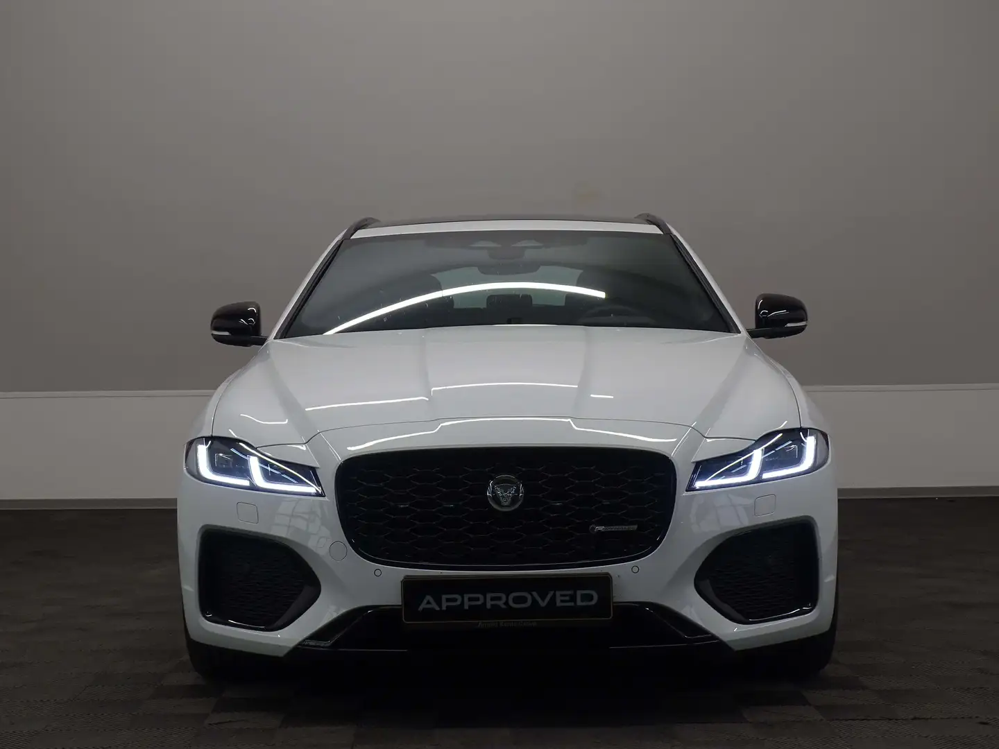 Jaguar XF D200 R-Dynamic SE RWD Auto Fehér - 2