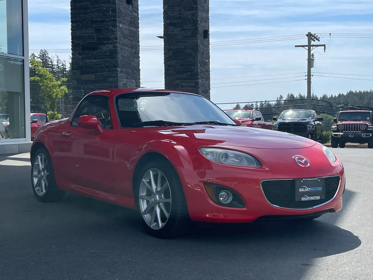 Mazda MX-5 Miata снимка Mazda MX-5 Miata