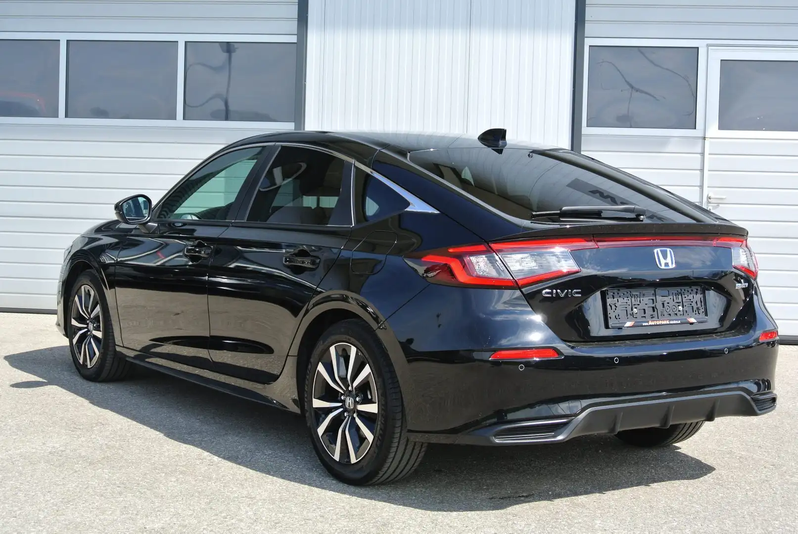 Honda Civic e:HEV 2.0 Aut. Elegance ** LED * NAVI * KAMERA Schwarz - 2