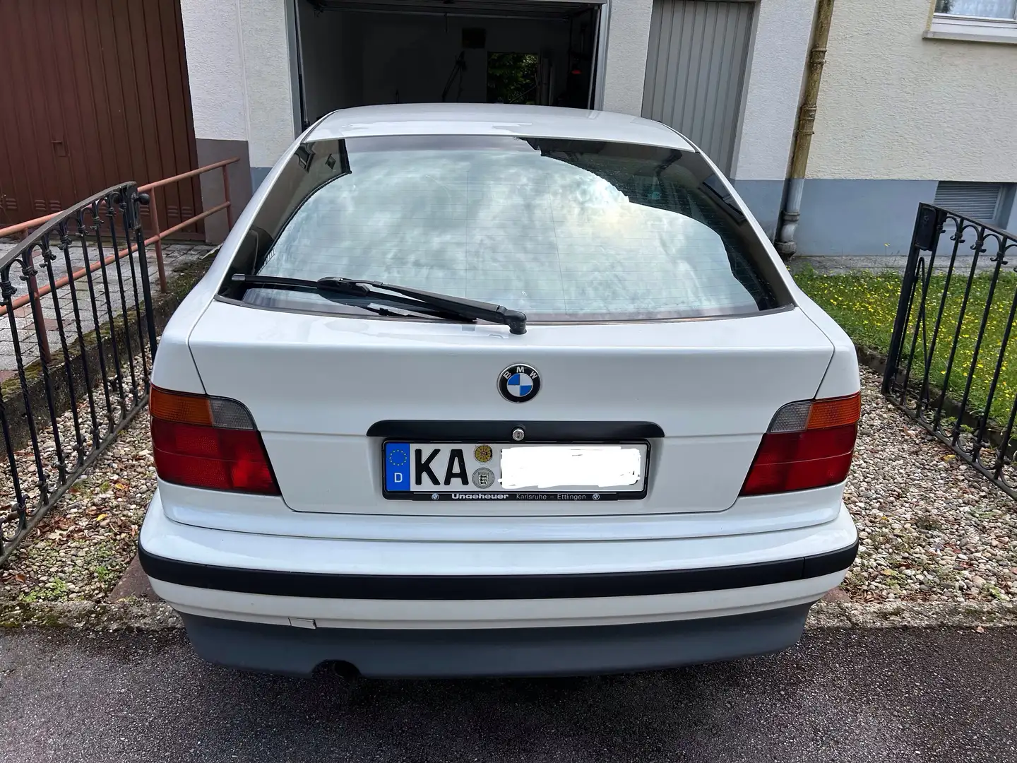 BMW 318 3er 318ti compact Blanco - 1