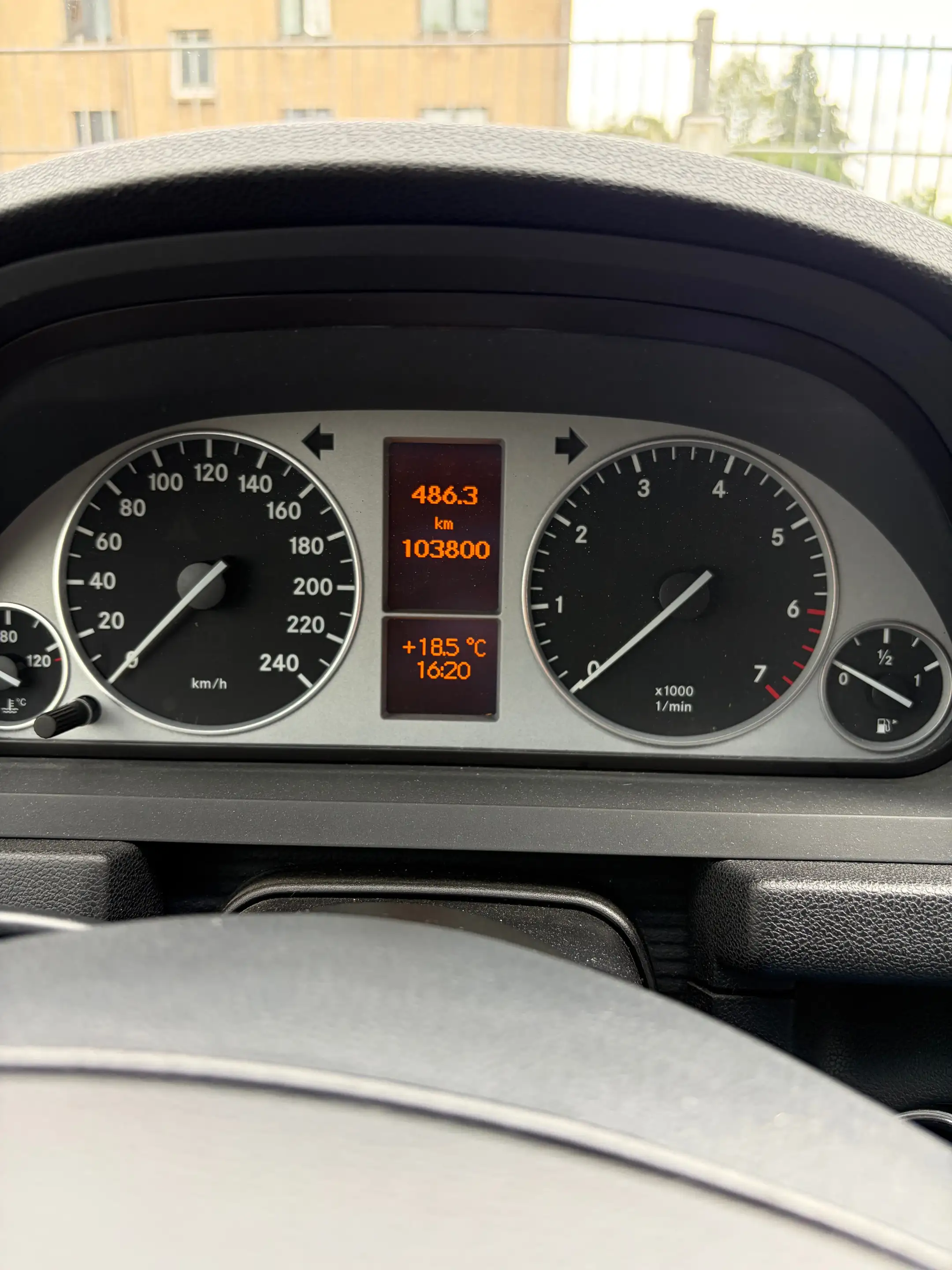 Mercedes-Benz B 200 Automatik | 2. Hand | 103.000 km TÜV NEU Checkheft — photo 13