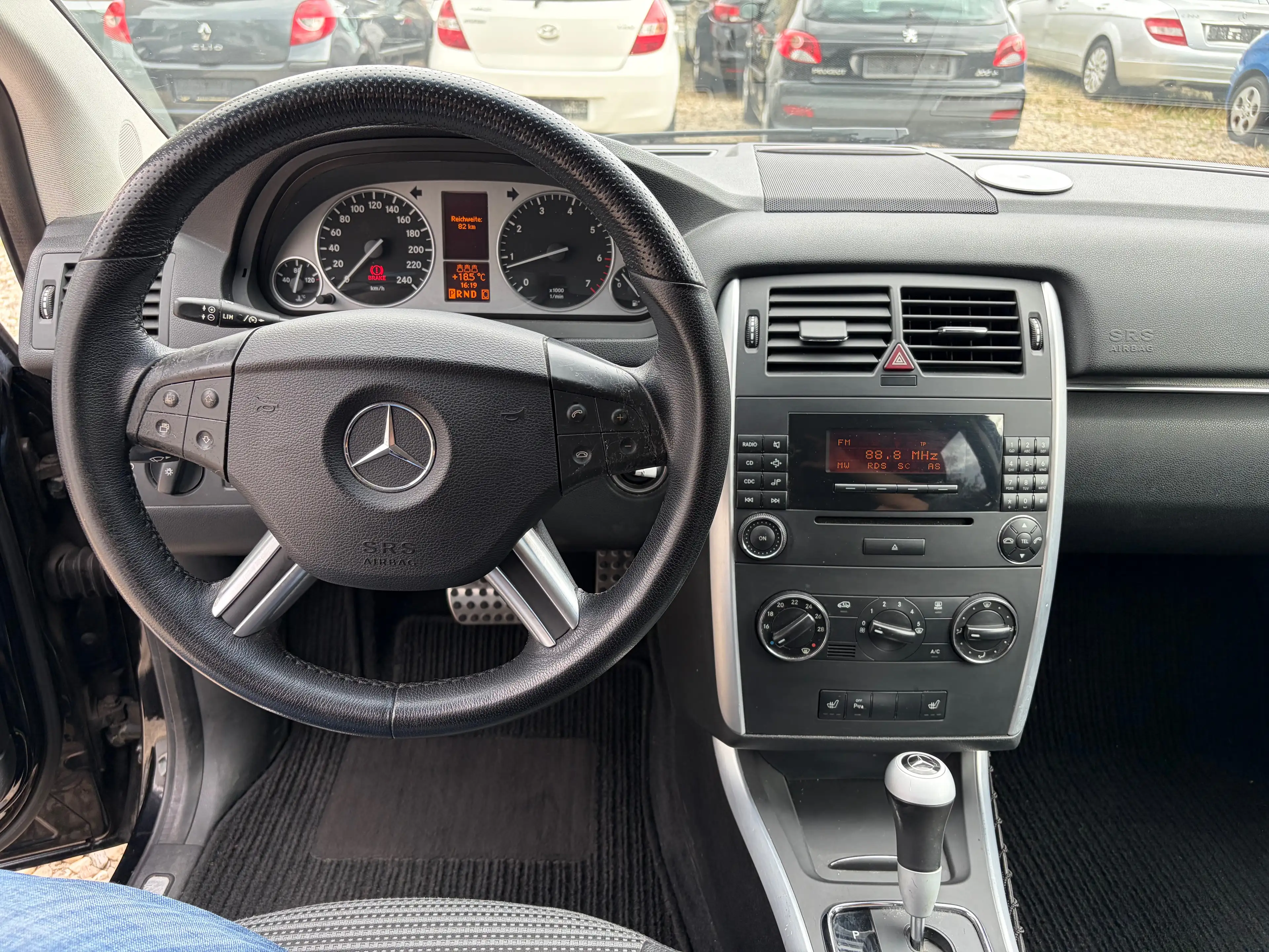 Mercedes-Benz B 200 Automatik | 2. Hand | 103.000 km TÜV NEU Checkheft — photo 10