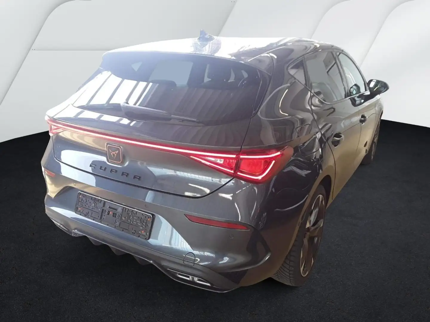 CUPRA Leon 2.0 TSI 7-Gang DSG/FaPa XL/SHZ Grau - 2
