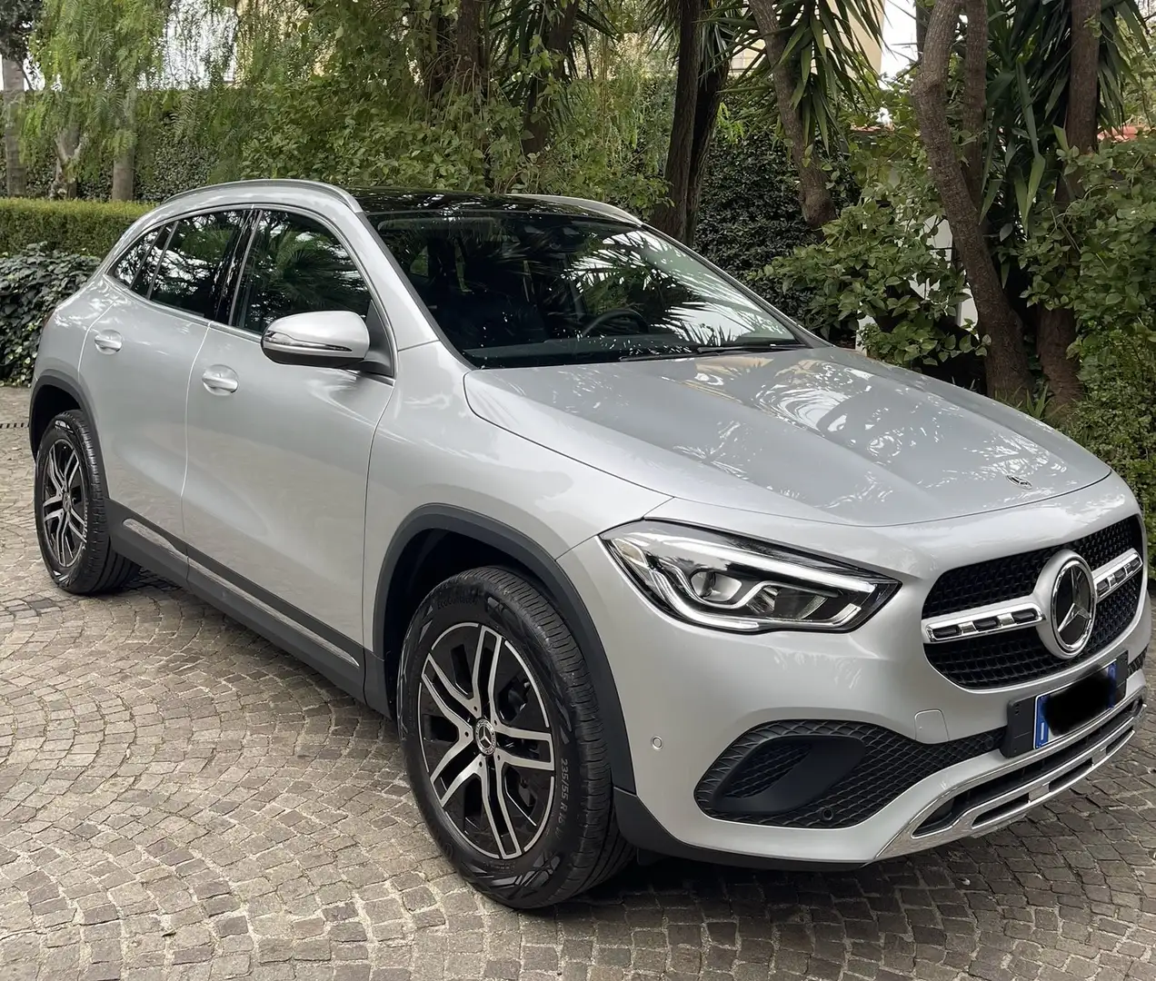 Mercedes-Benz GLA 220 d Sport Plus auto Argento - 2