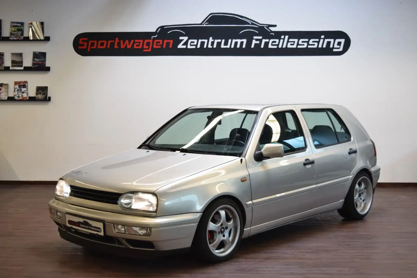 Volkswagen Golf 3 1,6 Benzin (RESTAURIERT) - 1