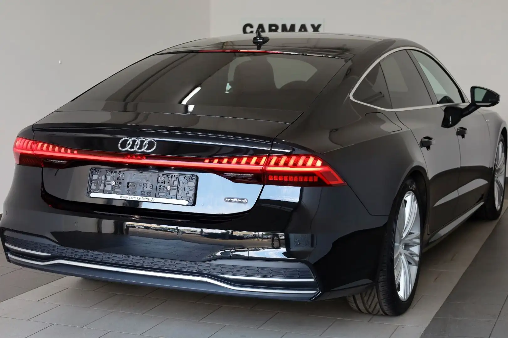 Audi A7 SB 40TDI quattro S Line Leder,Navi,LED,HUD,SH Schwarz - 2