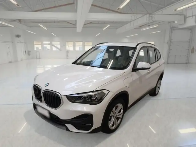 BMW X1 XDRIVE 25E BUSINESS ADVANTAGE AUTOMATICO SUV