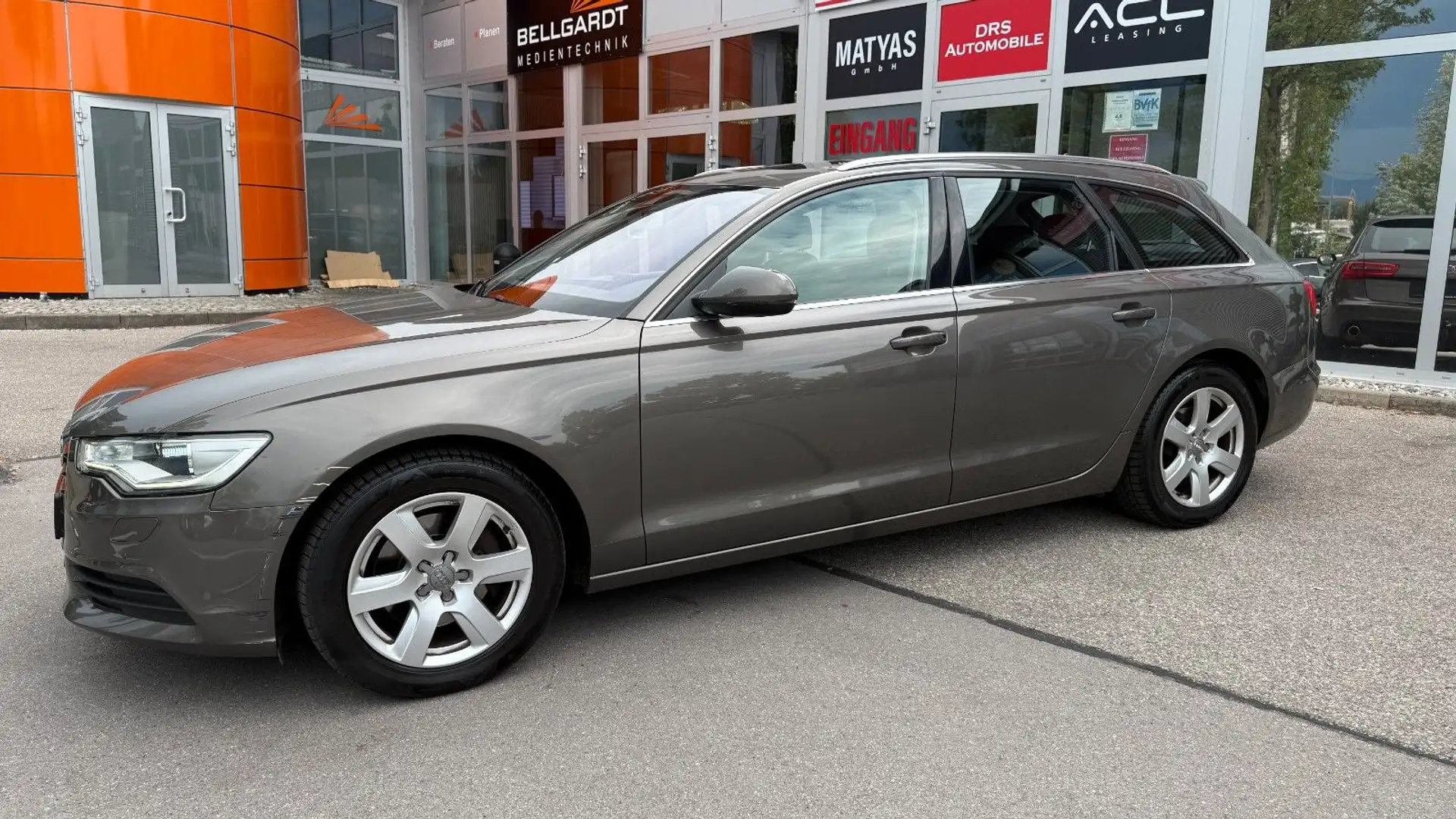 Audi A6 Avant 3.0 TDI/Navi/Pano/Xenon Gris - 2