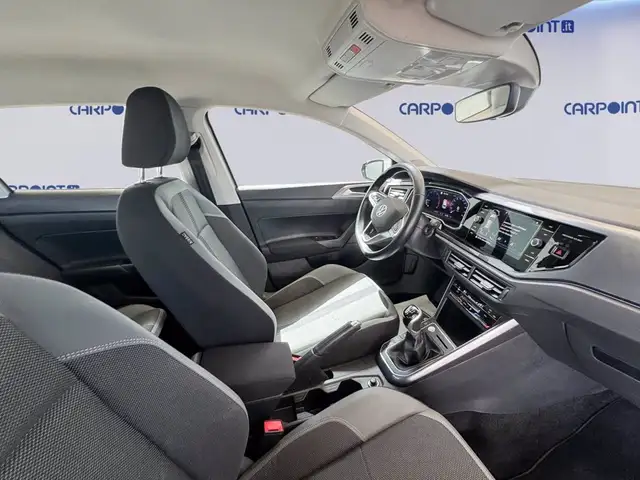 Volkswagen Polo view 7