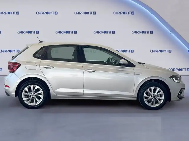 Volkswagen Polo view 6