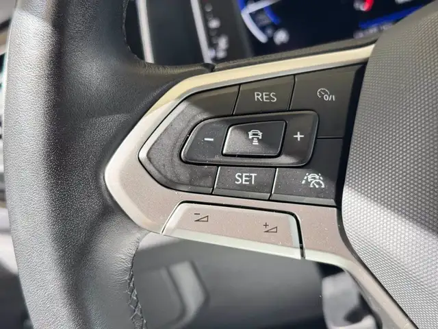Volkswagen Polo view 21