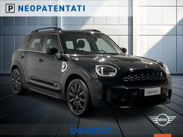 Mini Countryman view 4
