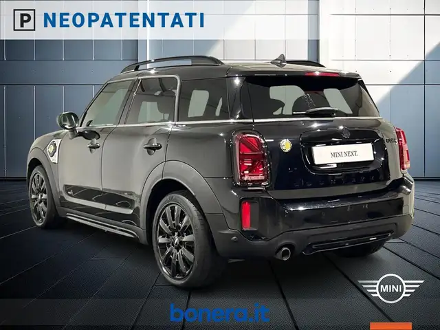 Mini Countryman view 8