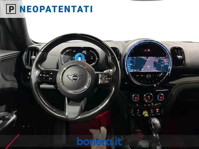 Mini Countryman view 15
