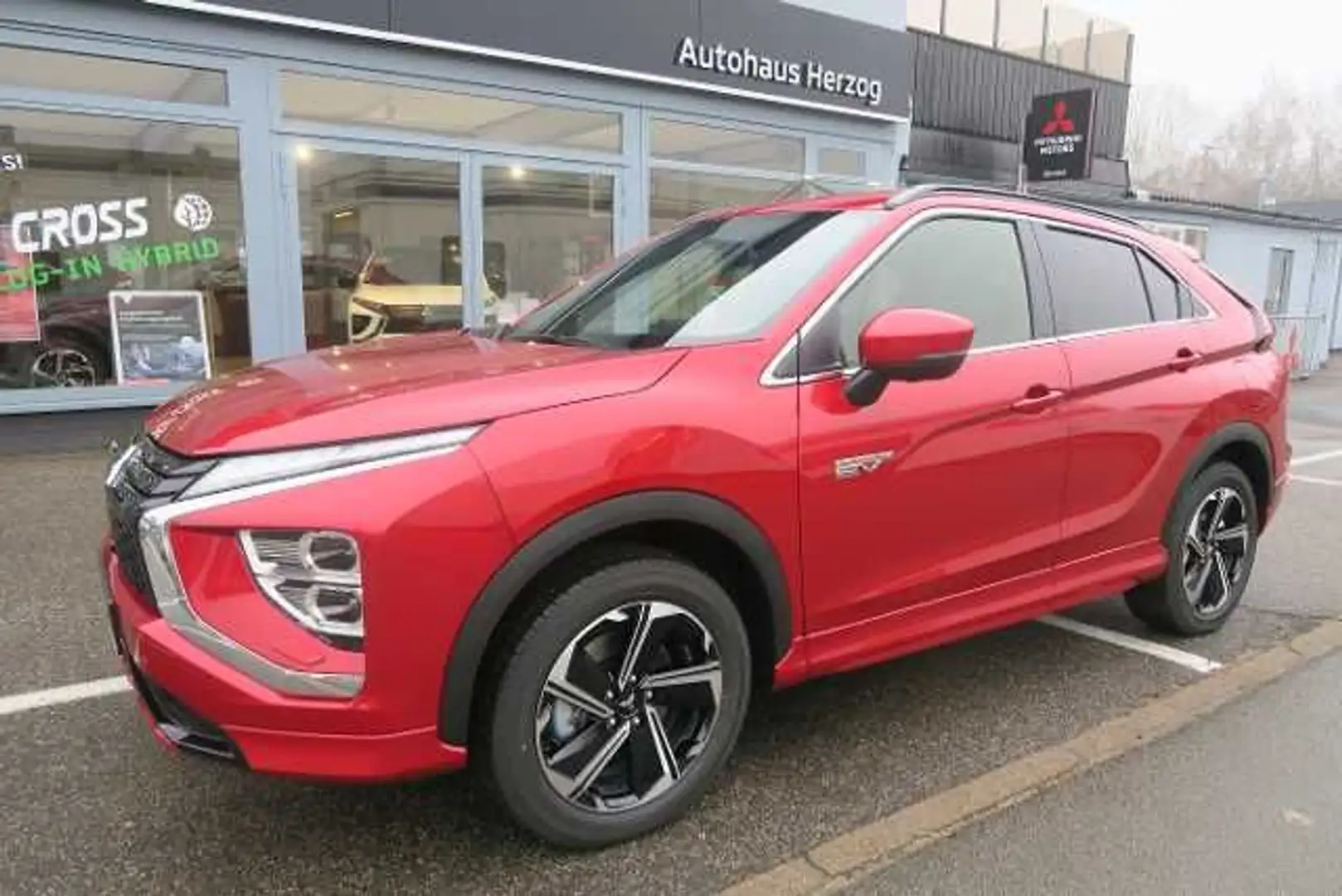 Mitsubishi Eclipse Cross Plug-in Hybrid PLUS 2.4 *ALLRAD* Rot - 1