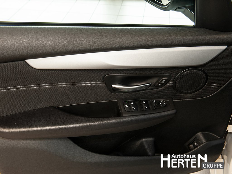 BMW 218 2er Active Tourer 218d Advantage+LED+R-KAMRA+SHZ — photo 9