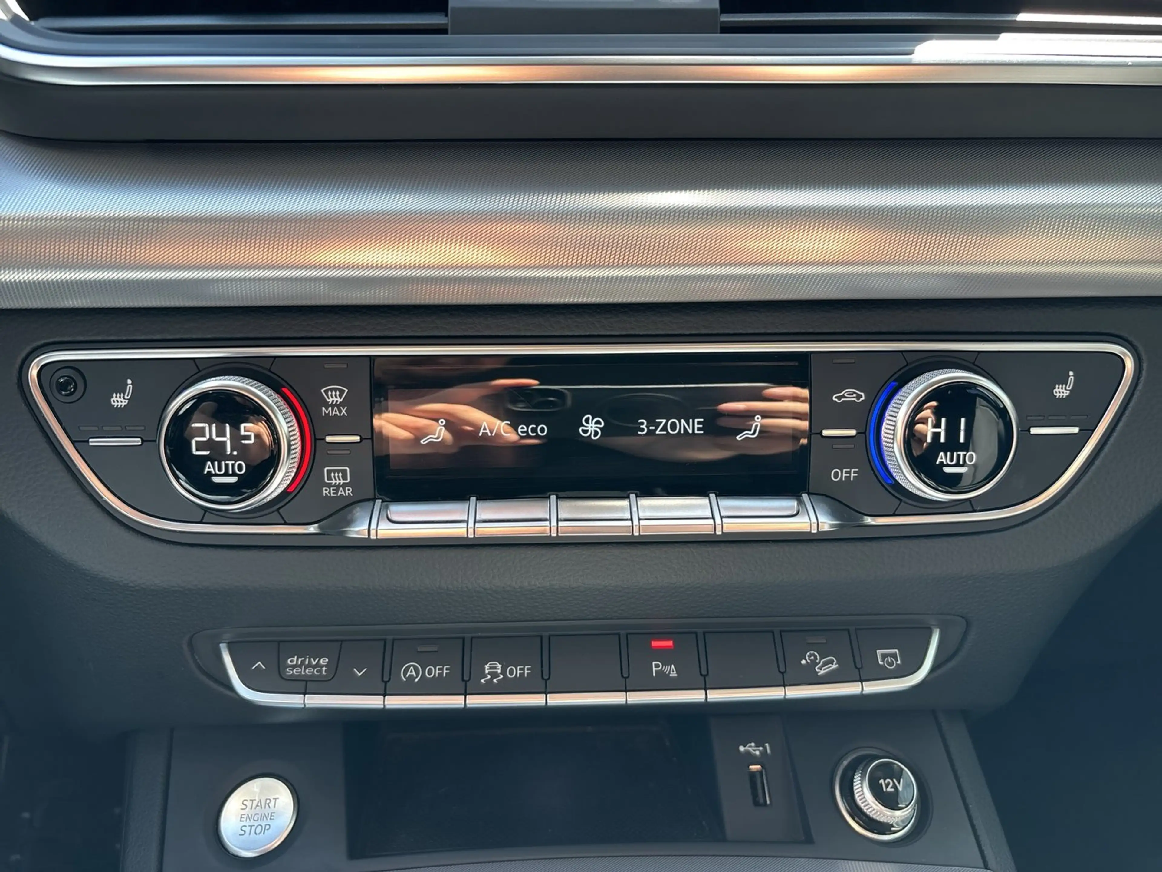 Audi Q5 40 TDI ultra quattro Sport — photo 12