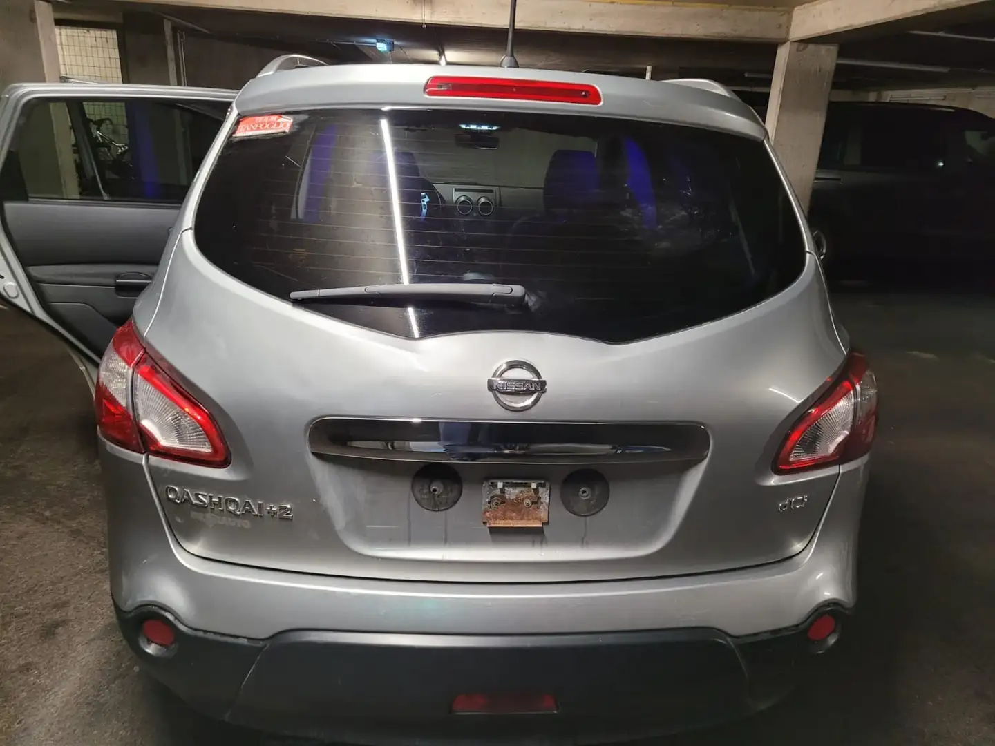 Nissan Qashqai+2 2,0 dCi Tekna 4WD DPF Сірий - 2