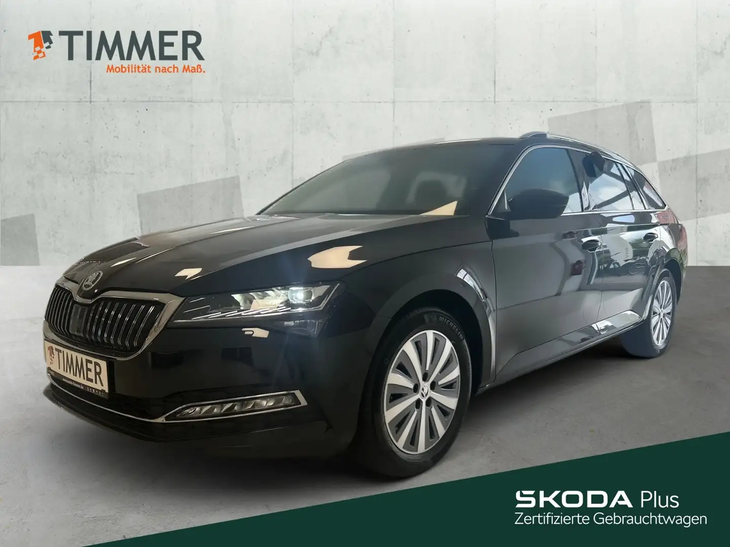 Skoda Superb Combi 2.0 TDI DSG Style *NAVI*LED*ACC*R.KAM* Schwarz - 1