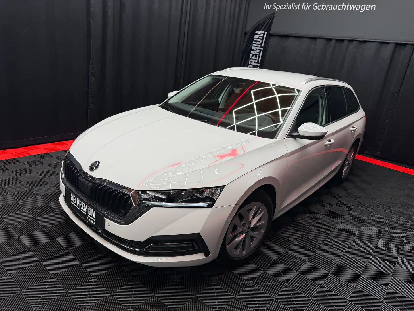 Skoda Octavia Style *LED*VIRTUAL-COCKPIT*Head-UP* Weiß - 1