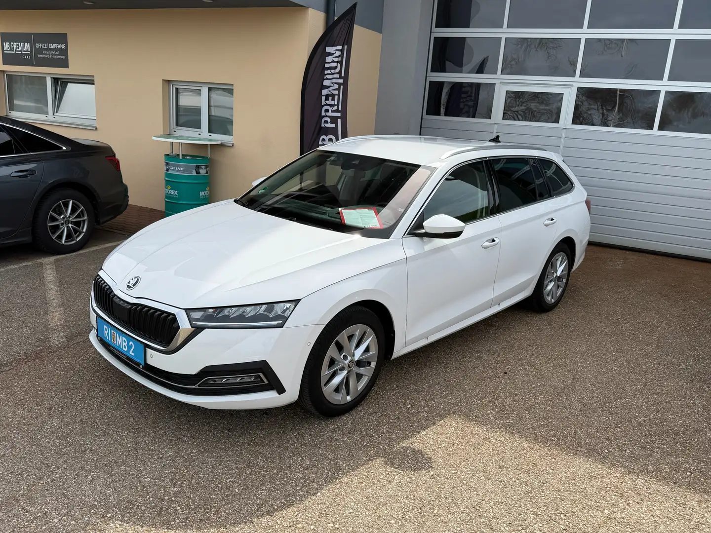 Skoda Octavia Style *LED*VIRTUAL-COCKPIT*Head-UP* Weiß - 1