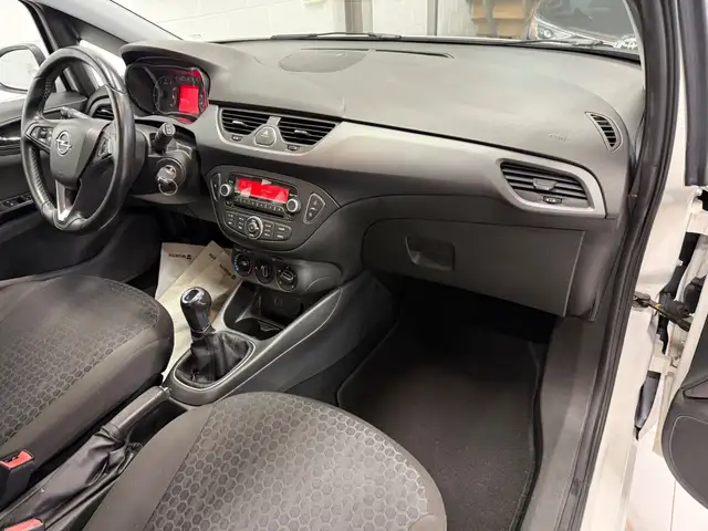 Opel Corsa view 13