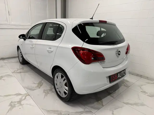 Opel Corsa view 5