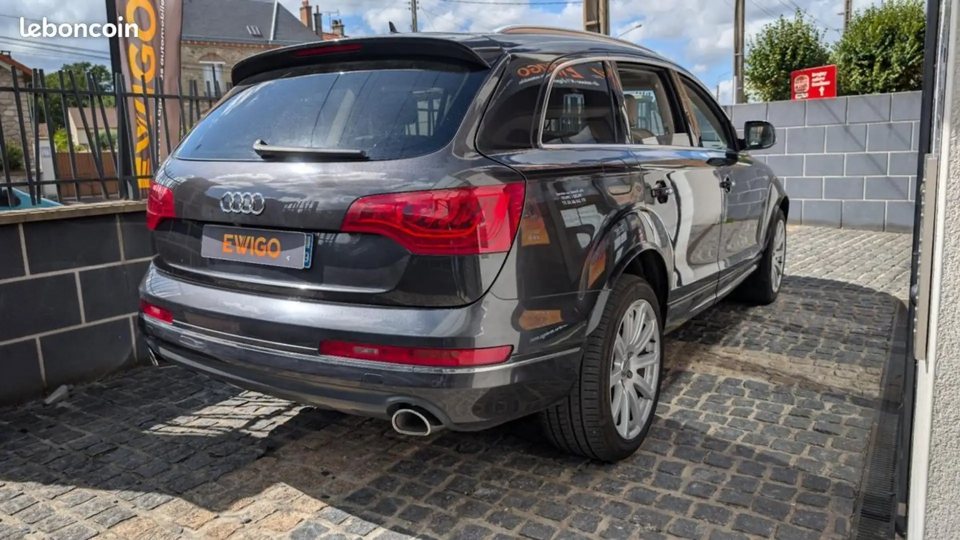Audi Q7 3.0 TDI AVUS 245cv BVA TOIT OUVRANT Grijs - 2
