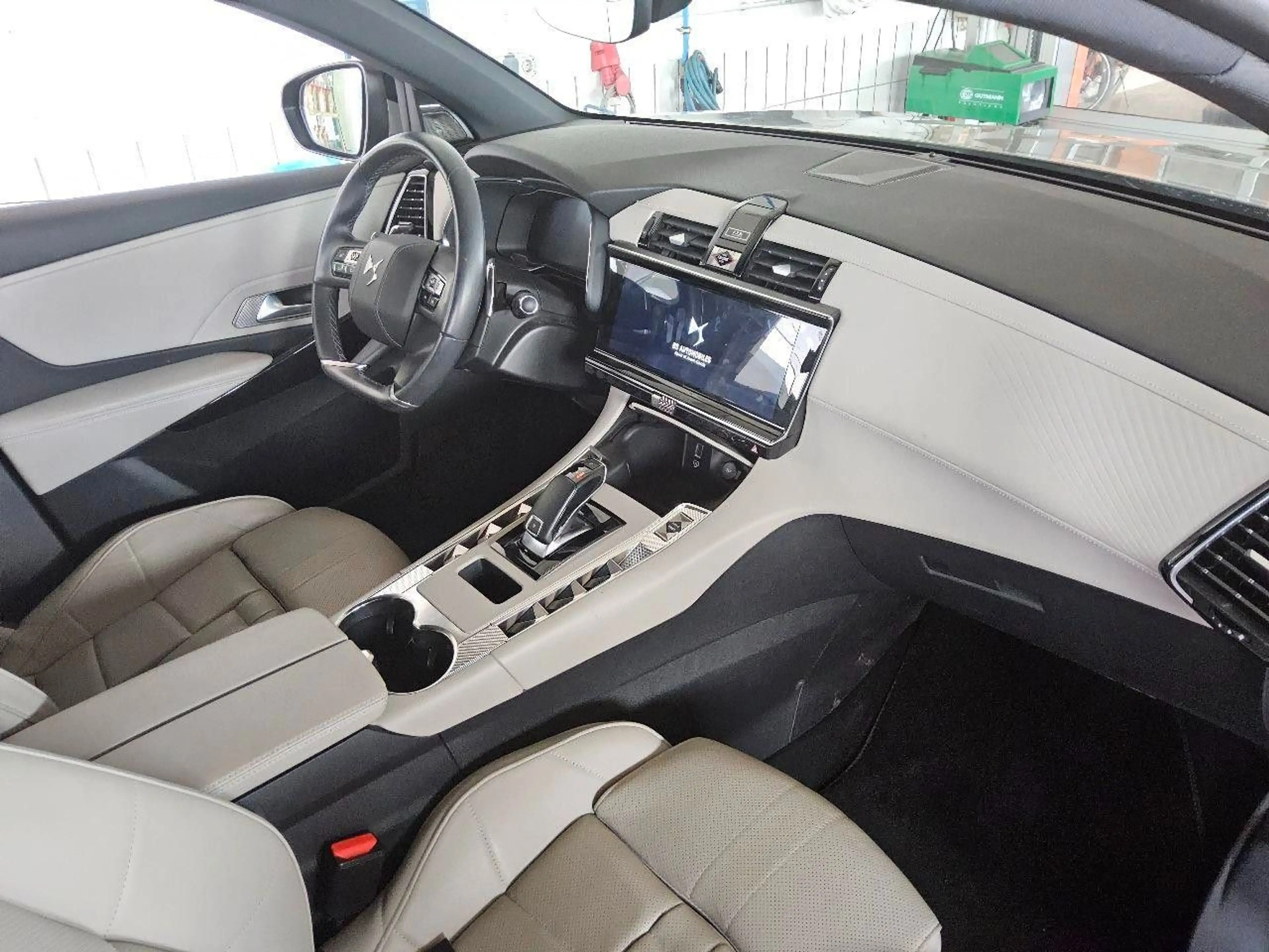 DS Automobiles DS 7 Crossback DS7 OPERA BlueHDi 130PS MASSAGE*EL.HECK*PANO*KAM — photo 4