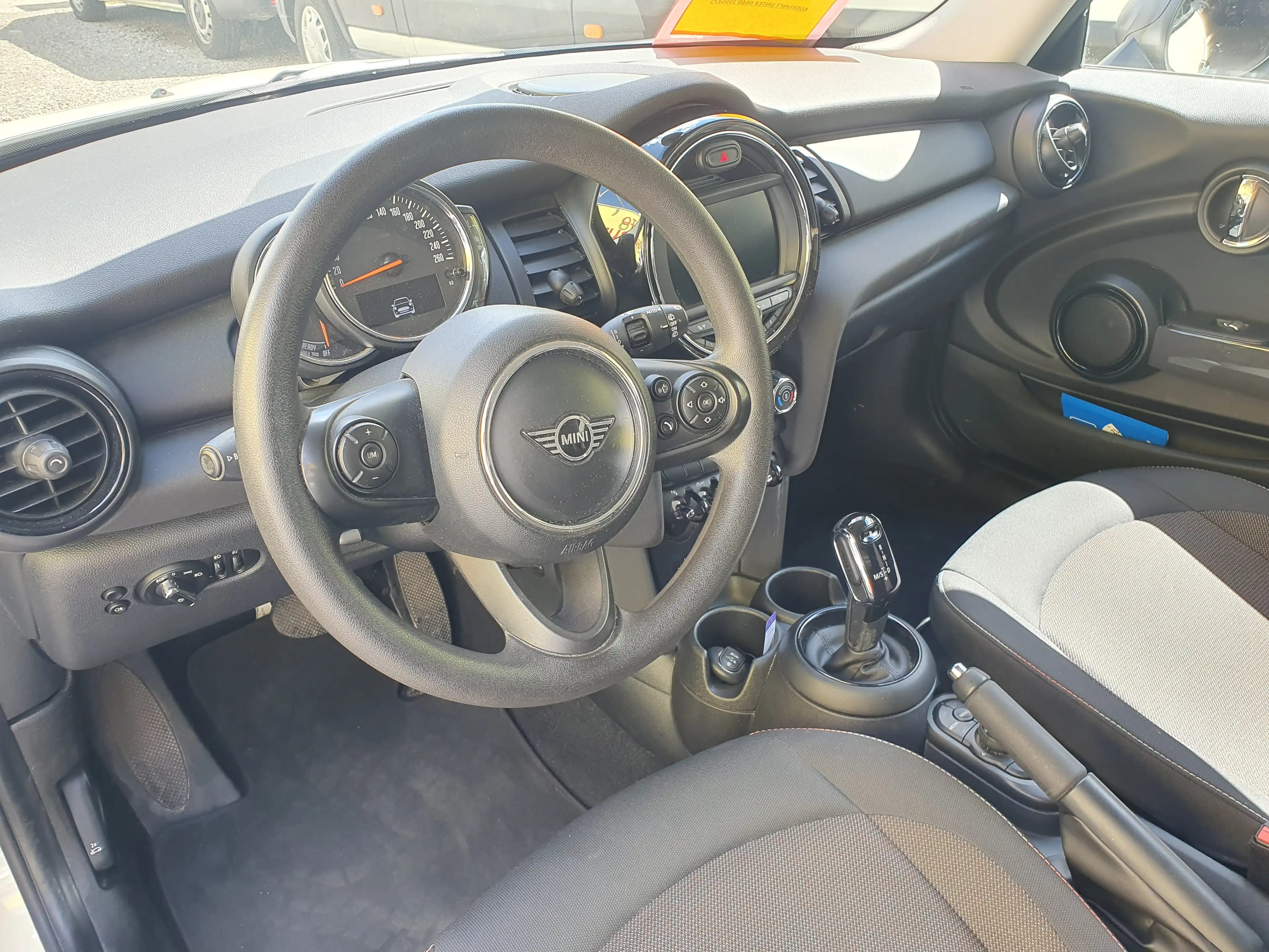 MINI One AUTOMATIK Pickerl bis 3/2027 Ohne Anzahlung 339.- — photo 8