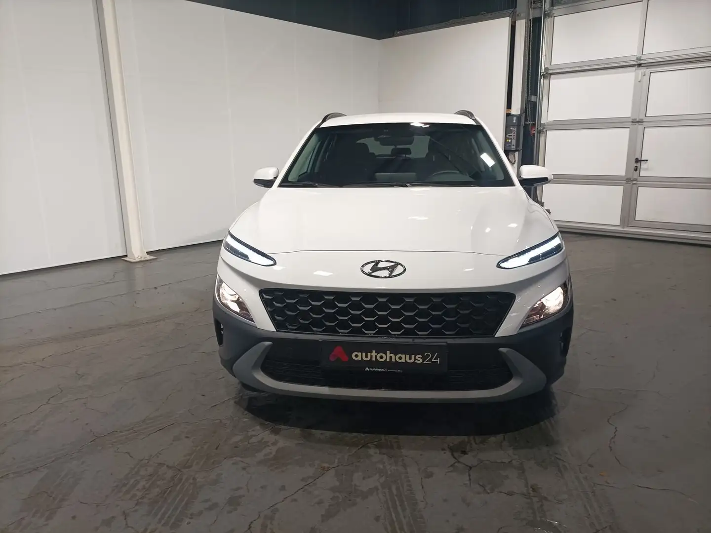Hyundai KONA 1.0 T-GDI Ed. 30 2WD ParkPilot|Sitzhz|App Weiß - 2