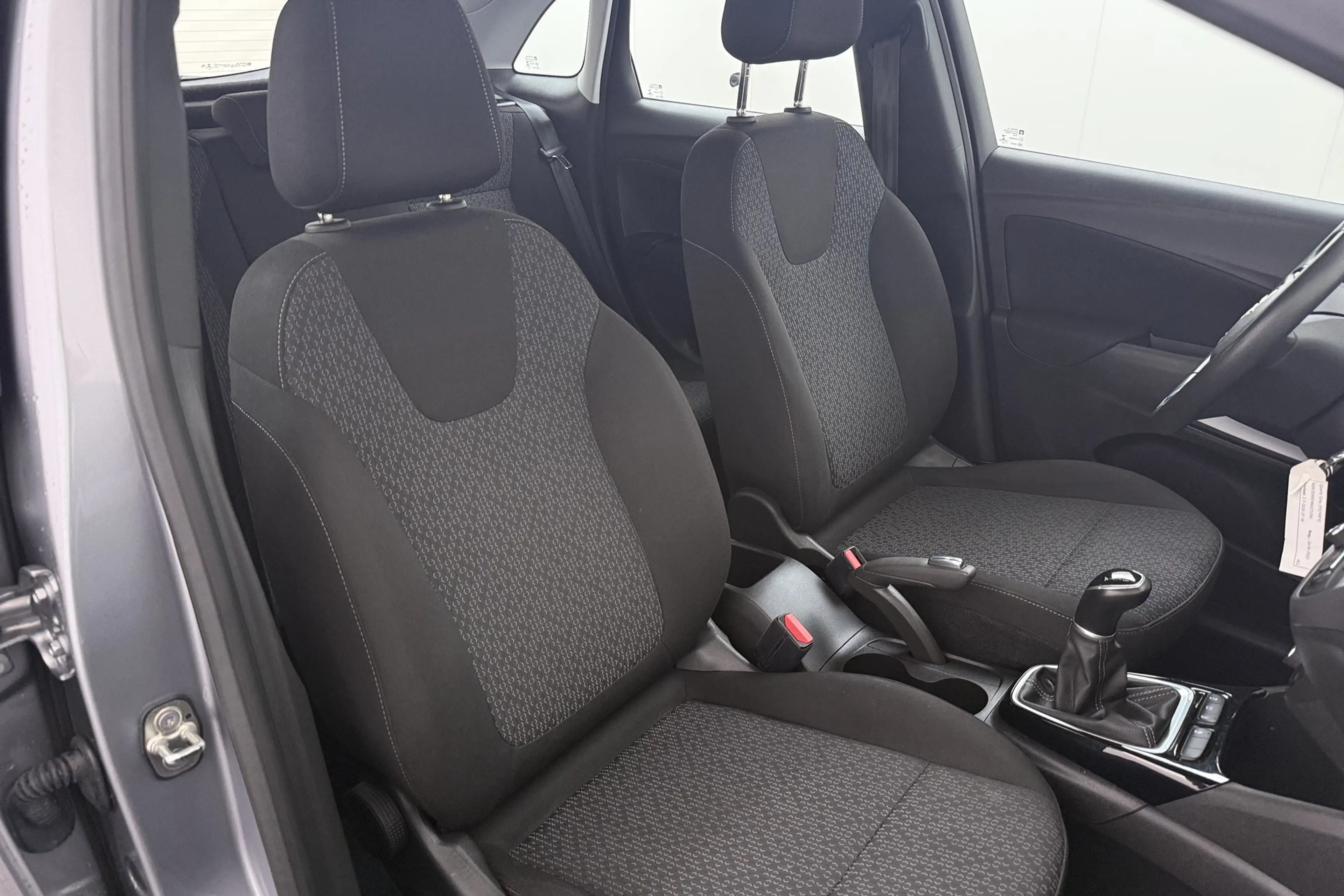Opel Crossland 1.2 83 PK Business Carplay Camera Cruise — photo 14