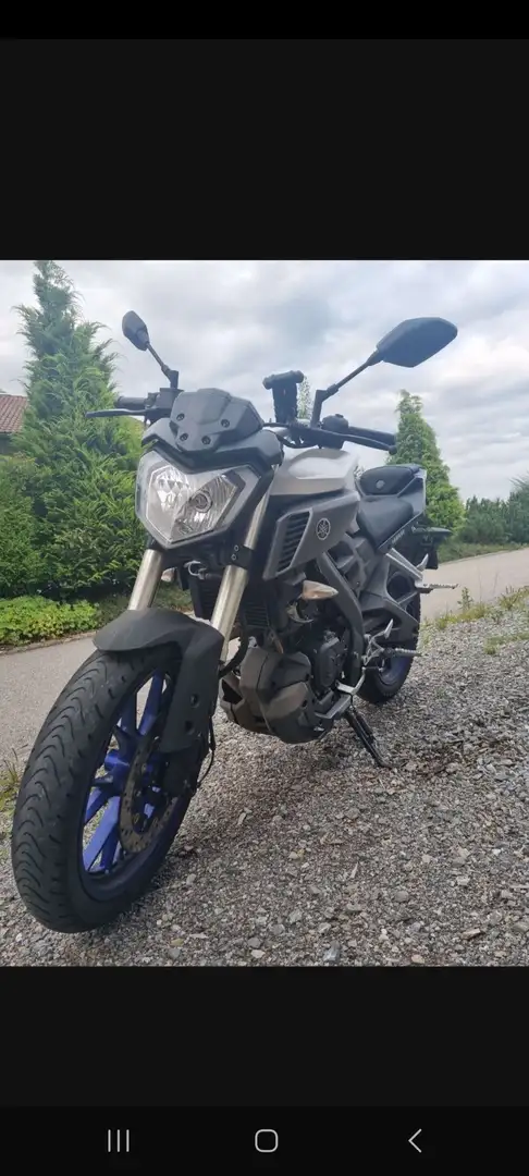 Yamaha MT-125 Gri - 2