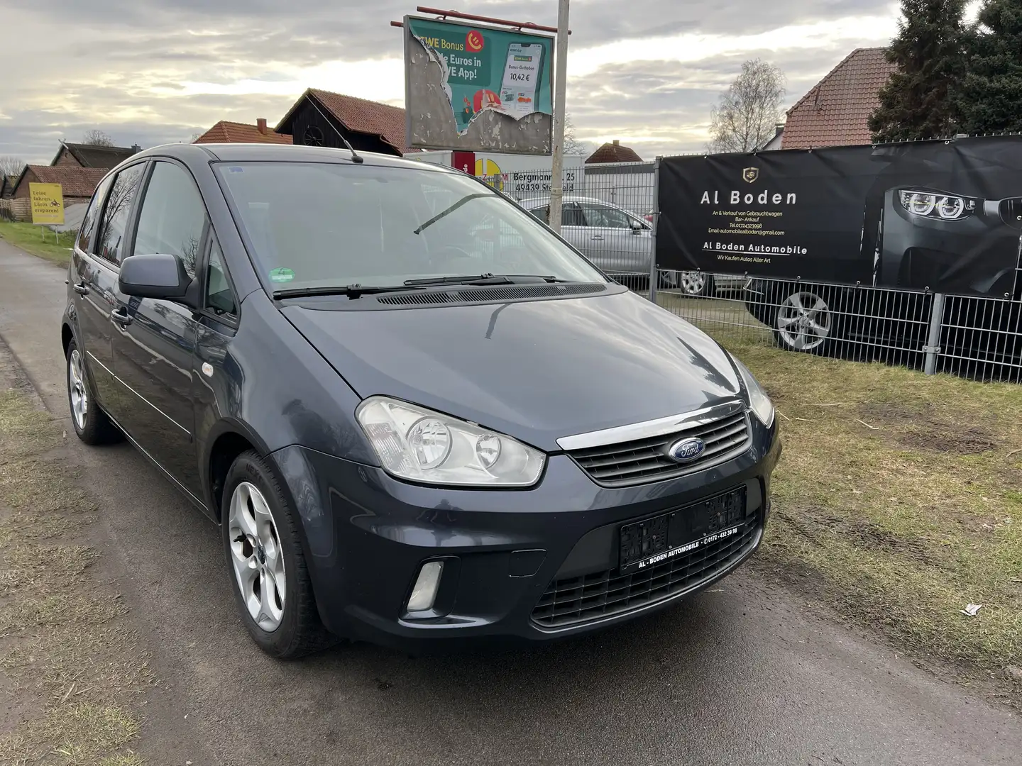 Ford C-Max Style + Navi Klimatronik Tüv 10/2026 2 Hand Grau - 1