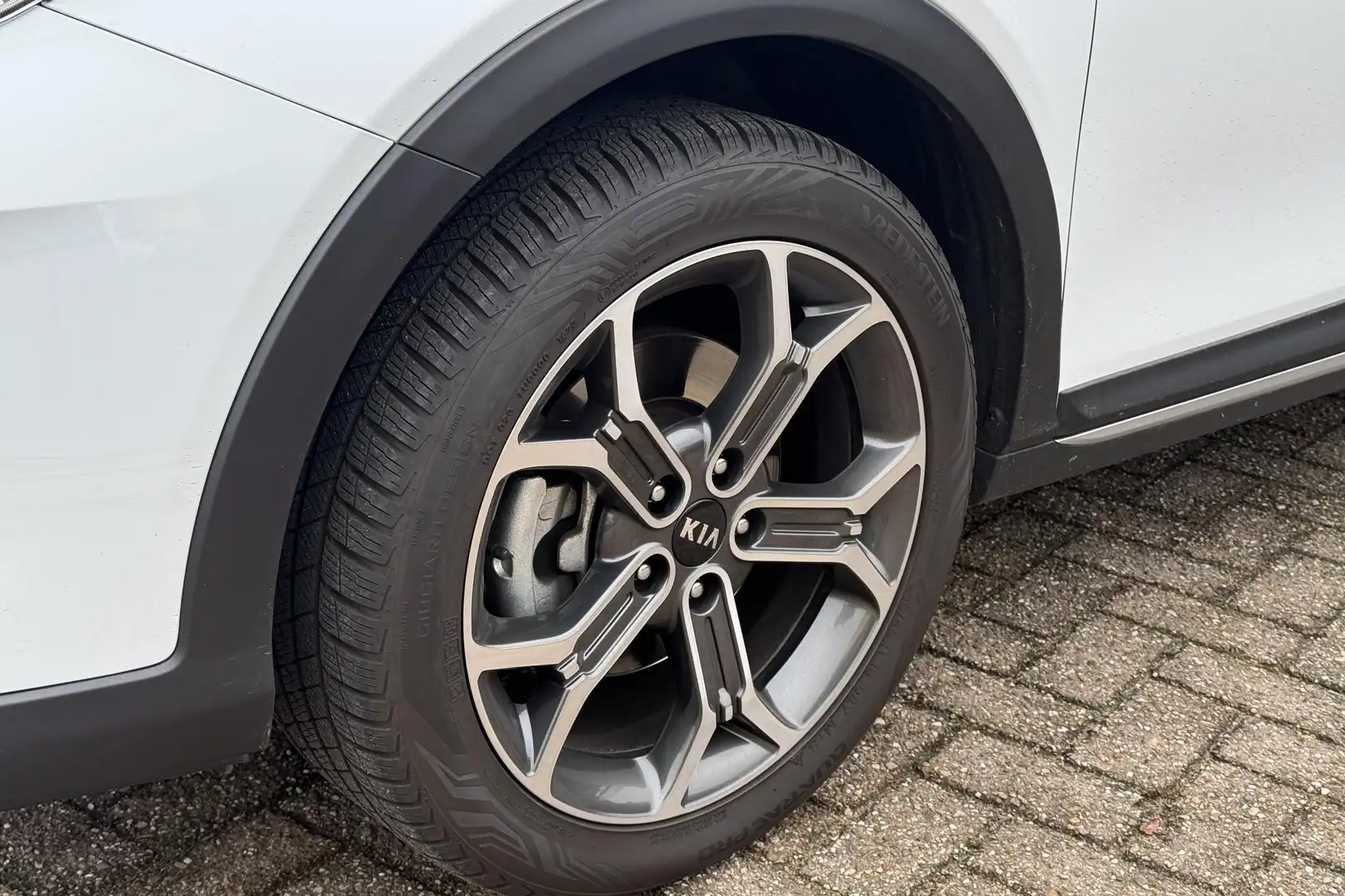 Kia XCeed 1.4 T-GDi DynamicPlusLine NL-Auto|Navi|Led|Pano|Cr Wit - 2