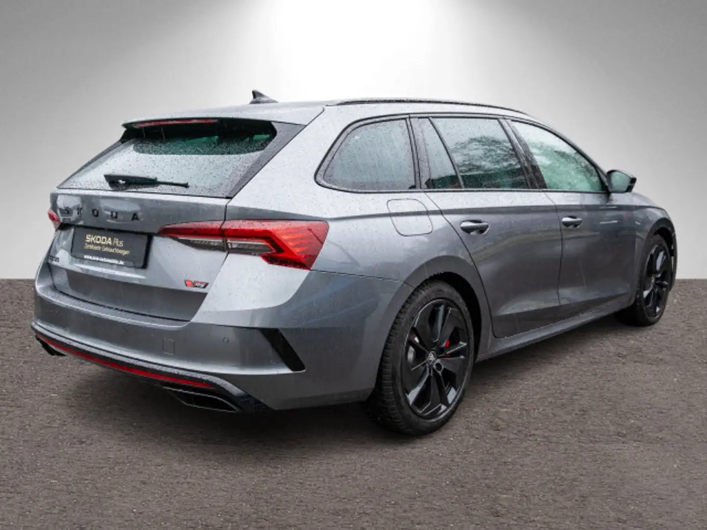 Skoda Octavia Combi RS 2,0 TSI DSG AHK Pano Navi ACC Grijs - 2