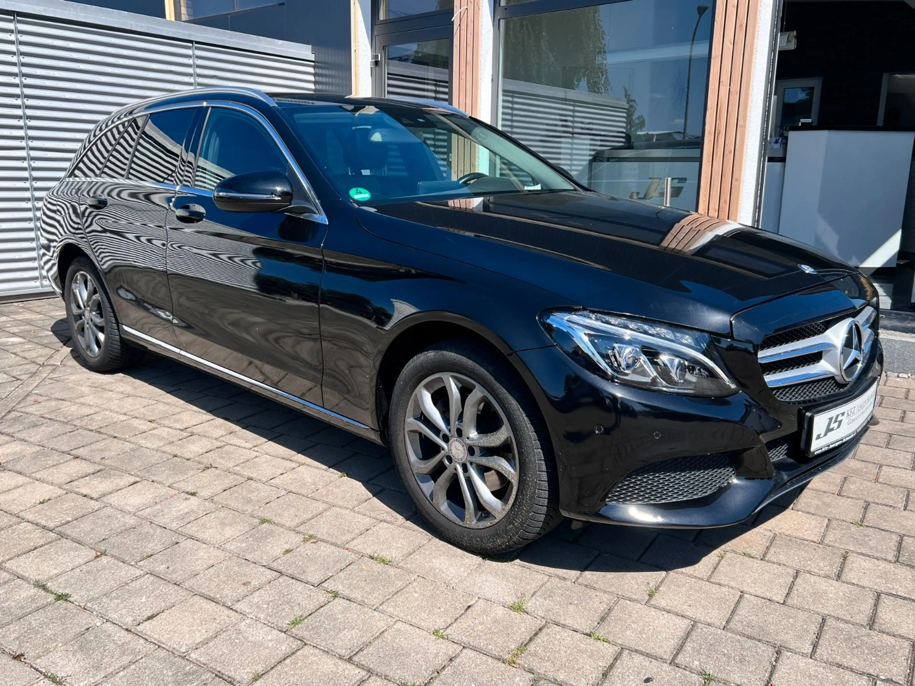 Mercedes-Benz C 220 d C T-Modell 4Matic Avantgarde Panorama — photo 4