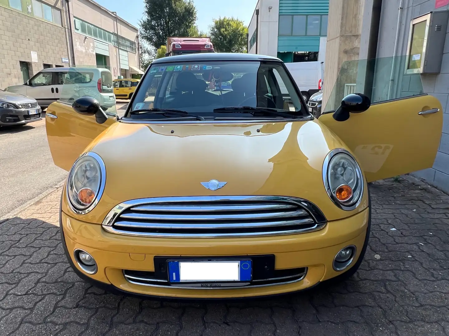 MINI Cooper Mini III R56 2007 Hatchback 1.6 120cv Giallo - 1